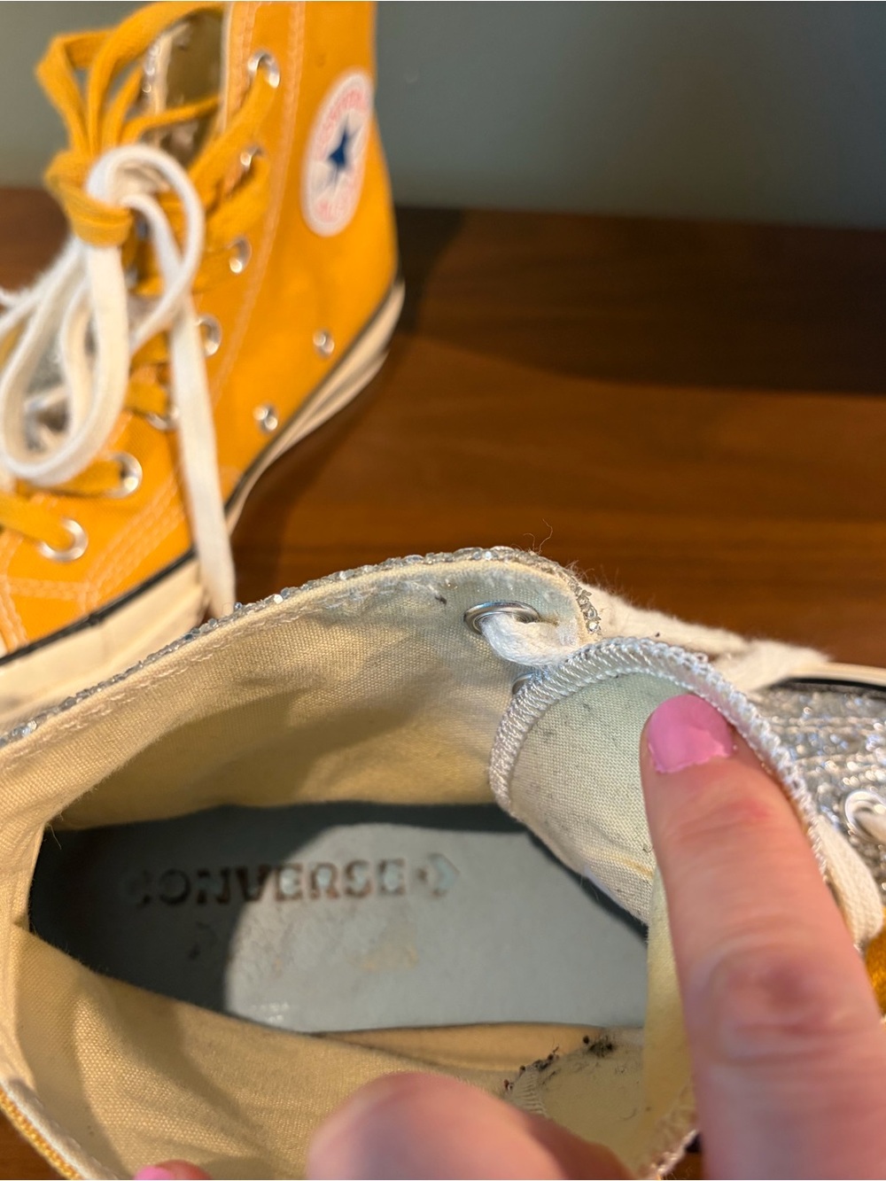 Limited-Edition Archive Release Converse Collab View 6